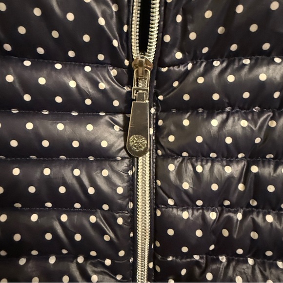 Vince Camuto Dark Blue Polka Dot Puffer Vest - Picture 6 of 8